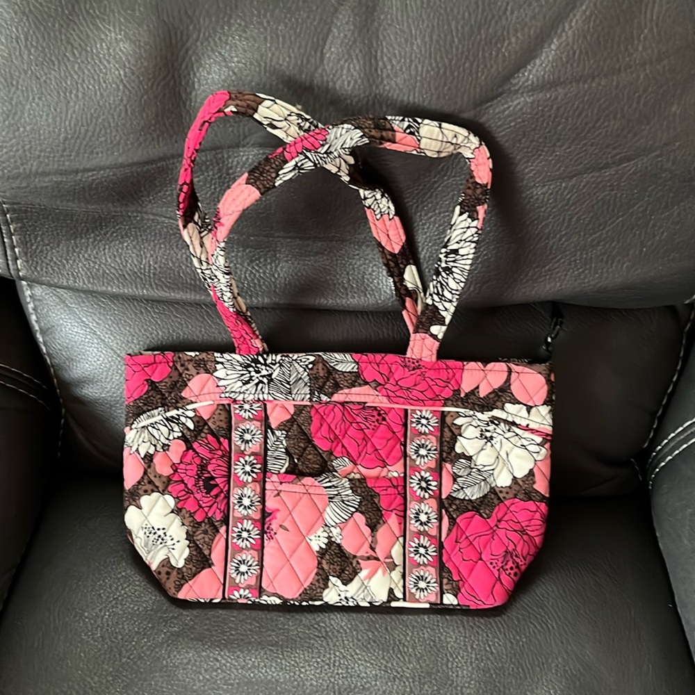 Vera Bradley pink floral little Mandy